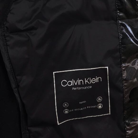 Calvin Klein Black Puffer Vest Camo Performance Funnel Neck Size Large - Picture 10 of 11
